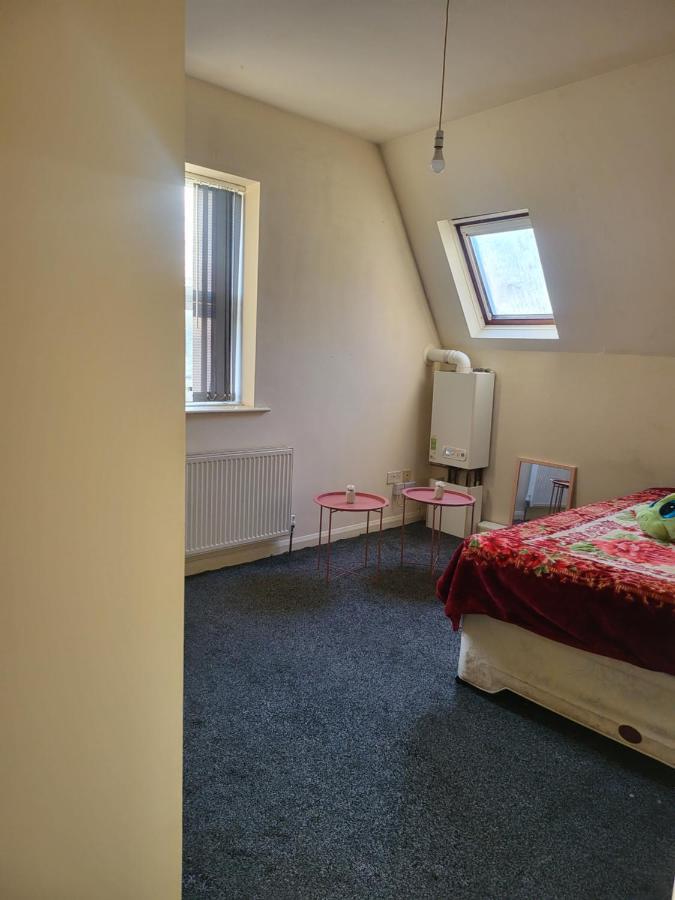 Cozzy 2 Roooms With 2 Beds Hotell Bradford  Exteriör bild